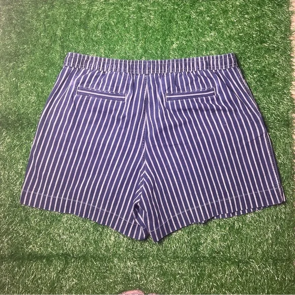 LL Bean Striped Cotton Shorts! - Picture 4 of 6
